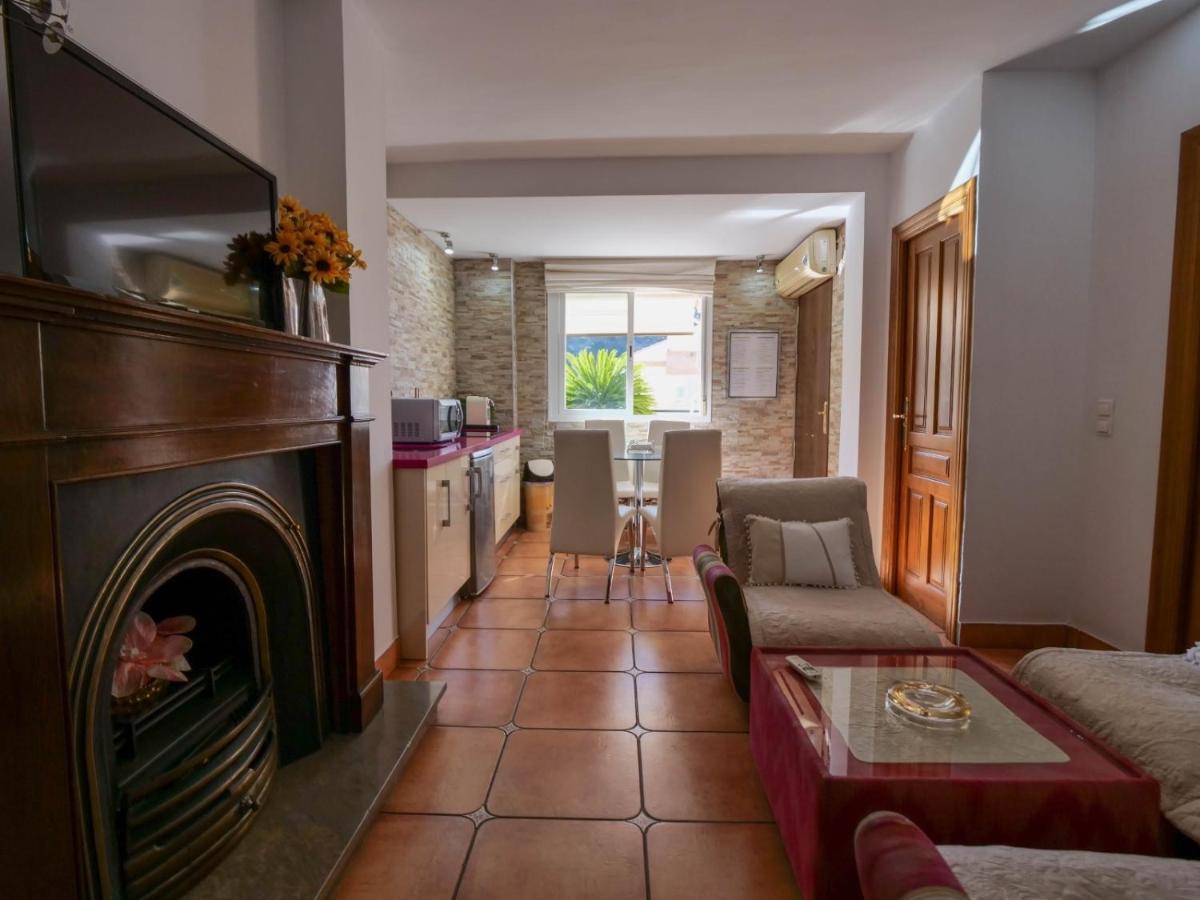 Apartamentos Turisticos Tronca Luxury Γρανάδα Εξωτερικό φωτογραφία