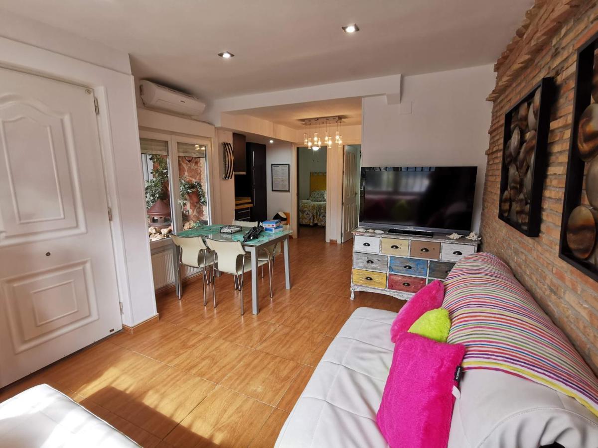 Apartamentos Turisticos Tronca Luxury Γρανάδα Εξωτερικό φωτογραφία